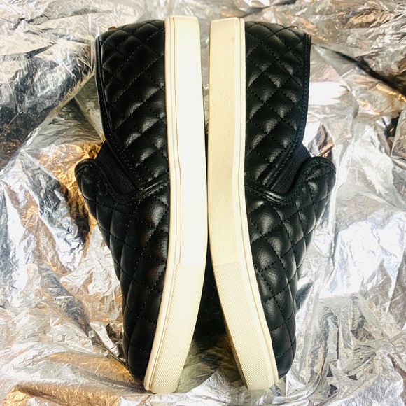 Steve Madden W8.5 ECENTRCQ black slip-on sneaker - Picture 4 of 7